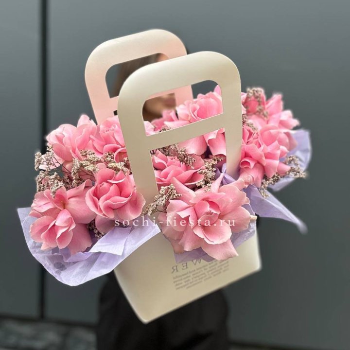 Сумочка розовых роз "Плинки" в Ульяновске