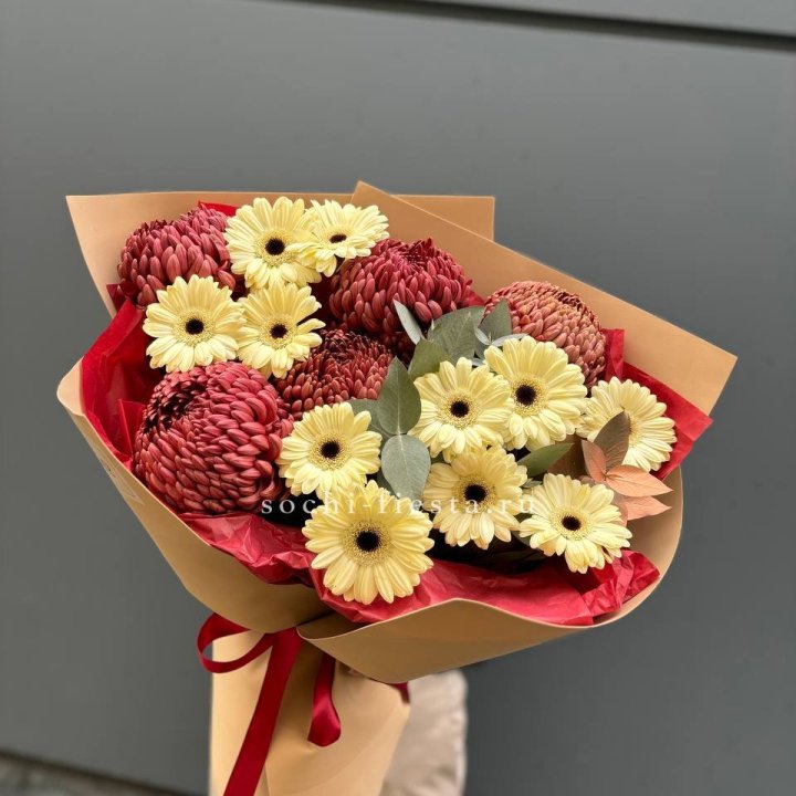 Букет гербер и хризантем Бигуди в Ульяновске