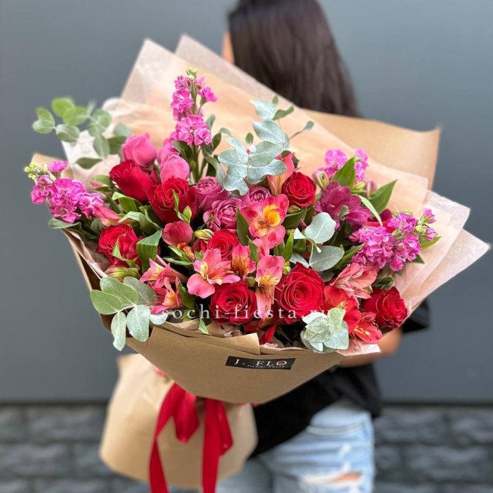 Дизайнерский букет №3 в Ульяновске