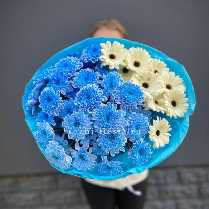 Букет хризантем и гербер в Ульяновске