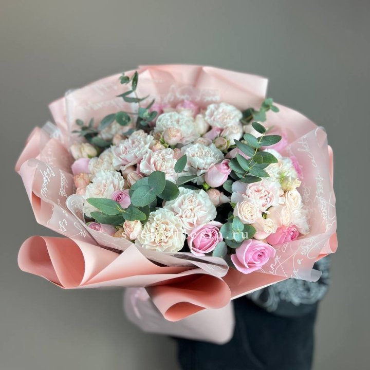  Букет  "Любовь в её глазах" в Ульяновске