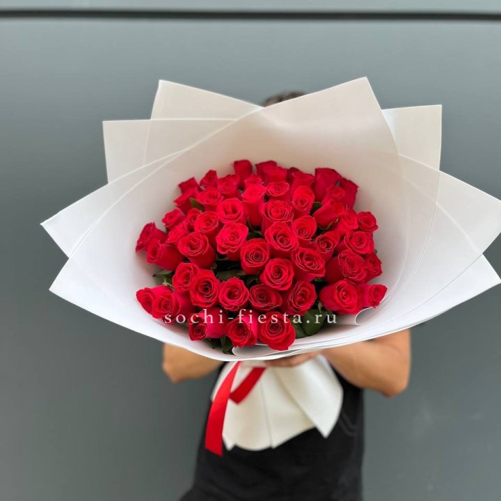 51  красная роза в Ульяновске