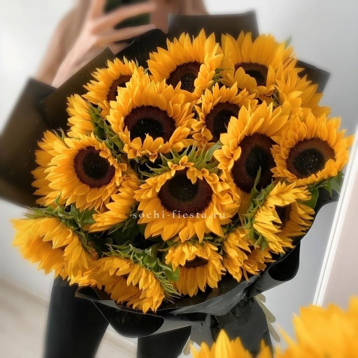 Букет подсолнухов "Гига" в Ульяновске