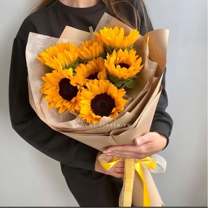 Букет из подсолнухов в Ульяновске