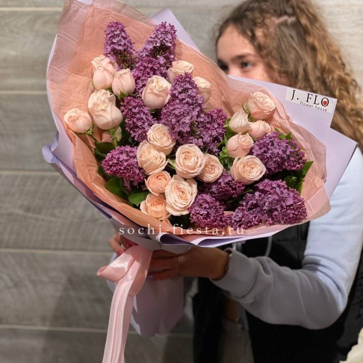 Букет "Лиловая весна" в Ульяновске