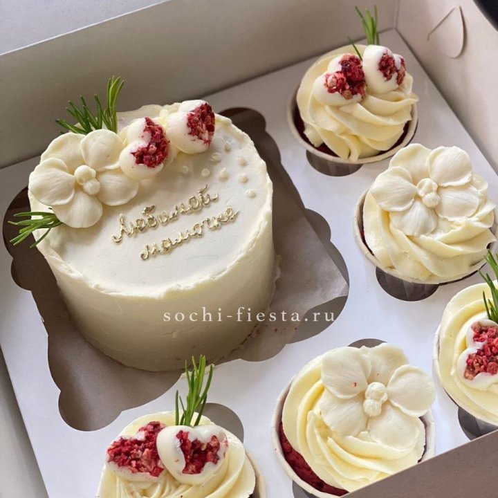 Капкейки и бенто-торт "Мамочке" в Ульяновске