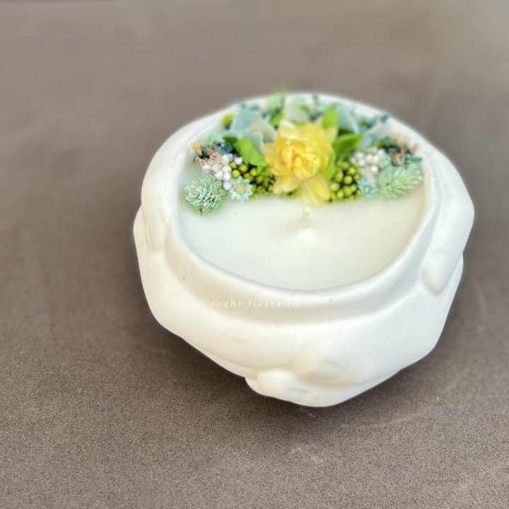 Свеча ароматическая в гипсе Руки в Ульяновске