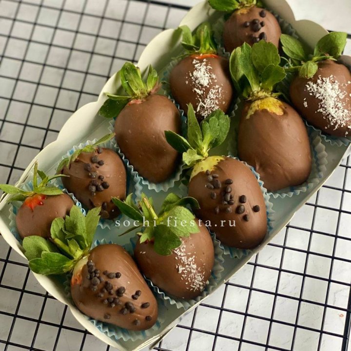 Клубника в шоколаде 10 ягод в Ульяновске