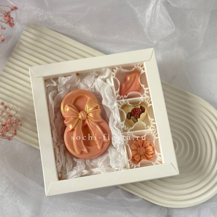 Конфеты из шоколада 8 Марта в Ульяновске