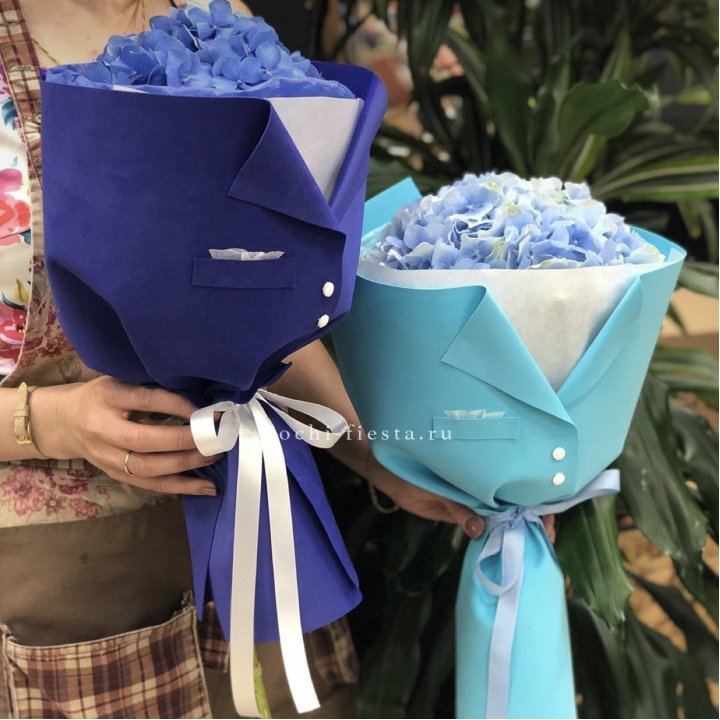 Букет с гортензией с пиджаком в Ульяновске