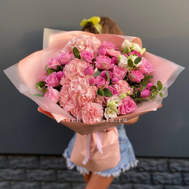 Авторский букет "Восторг" в Ульяновске