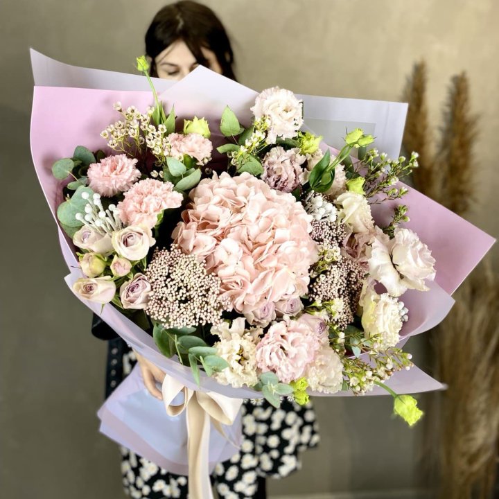 Дизайнерский букет "Трели кримс" в Ульяновске