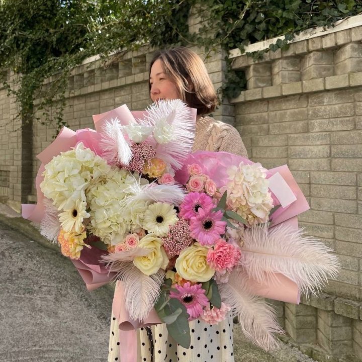 Дизайнерский букет "Валенсия" в Ульяновске