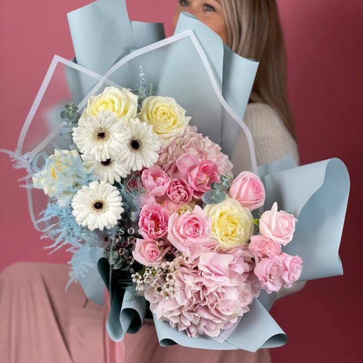 Дизайнерский букет "Адель" в Ульяновске