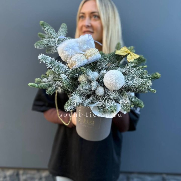 Новогодний бокс "Ботс голд" в Ульяновске