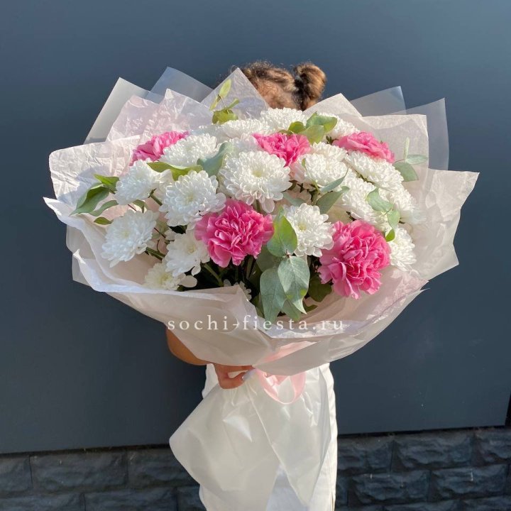  Букет  хризантем и диантусов "Воздушный" в Ульяновске