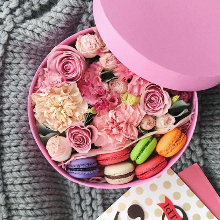 Цветочный бокс пинк в Ульяновске