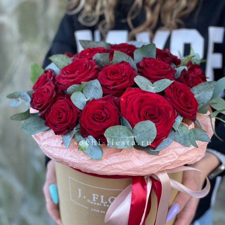 21 Красная роза в боксе №1 в Ульяновске