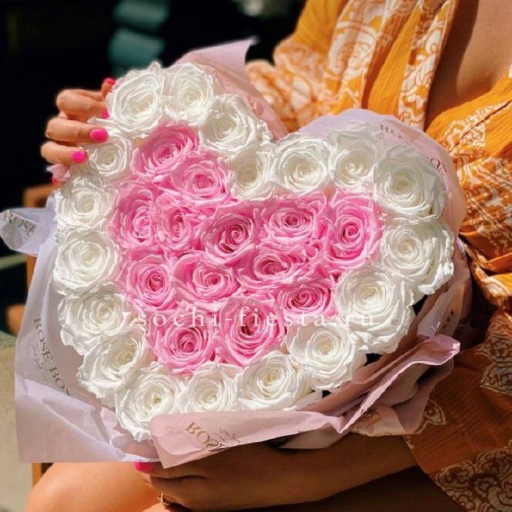 Бокс сердце с розами №2 в Ульяновске