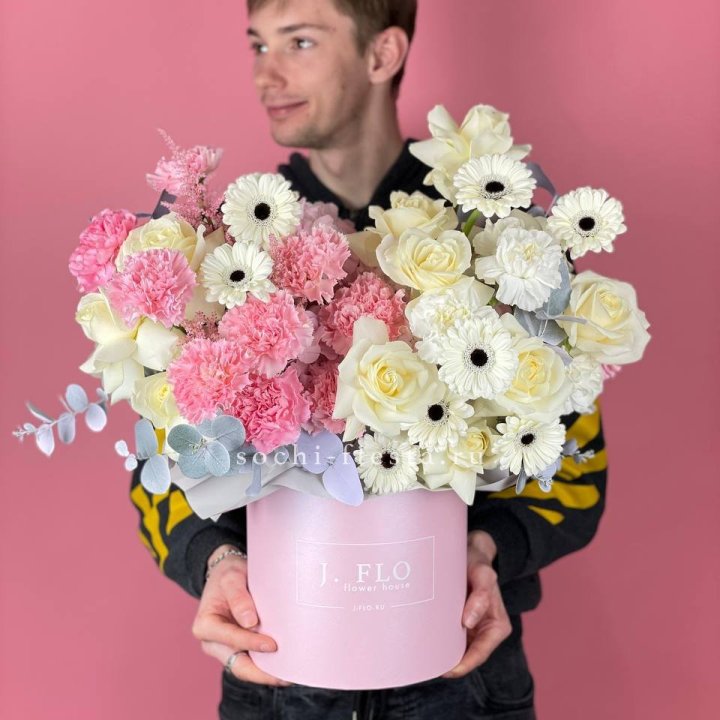 Дизайнерский бокс "Индира" в Ульяновске