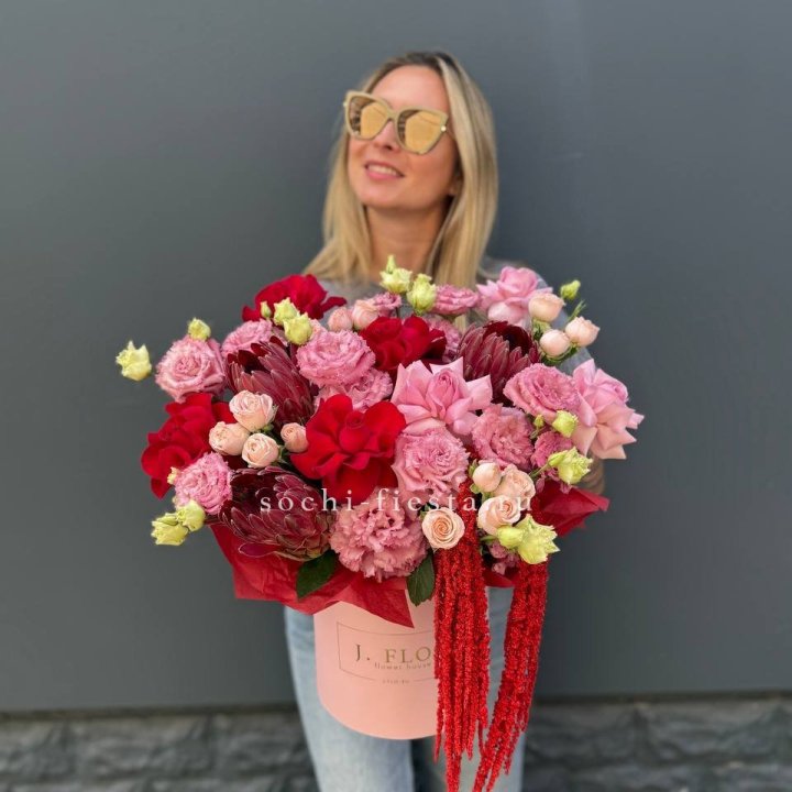 Дизайнерский цилиндр "Криотель" в Ульяновске