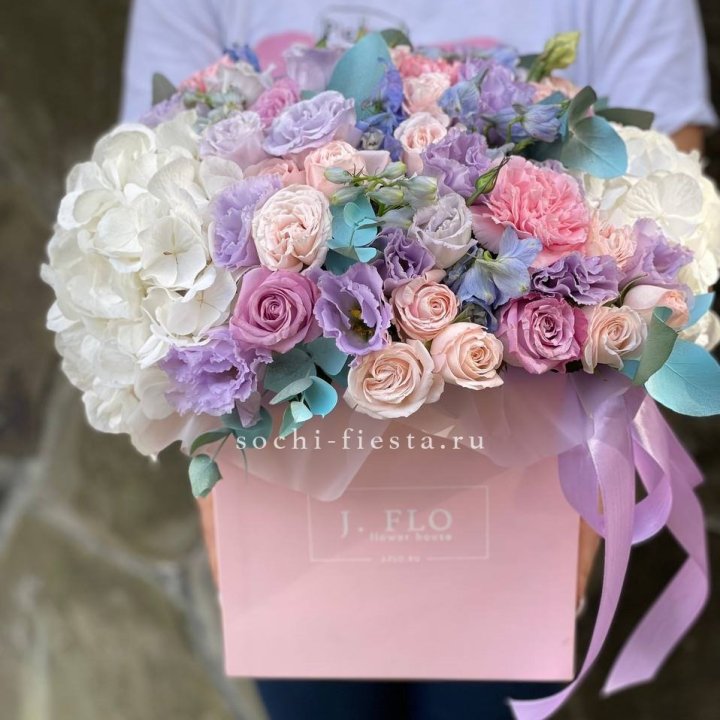 Цветочный бокс макси каб в Ульяновске
