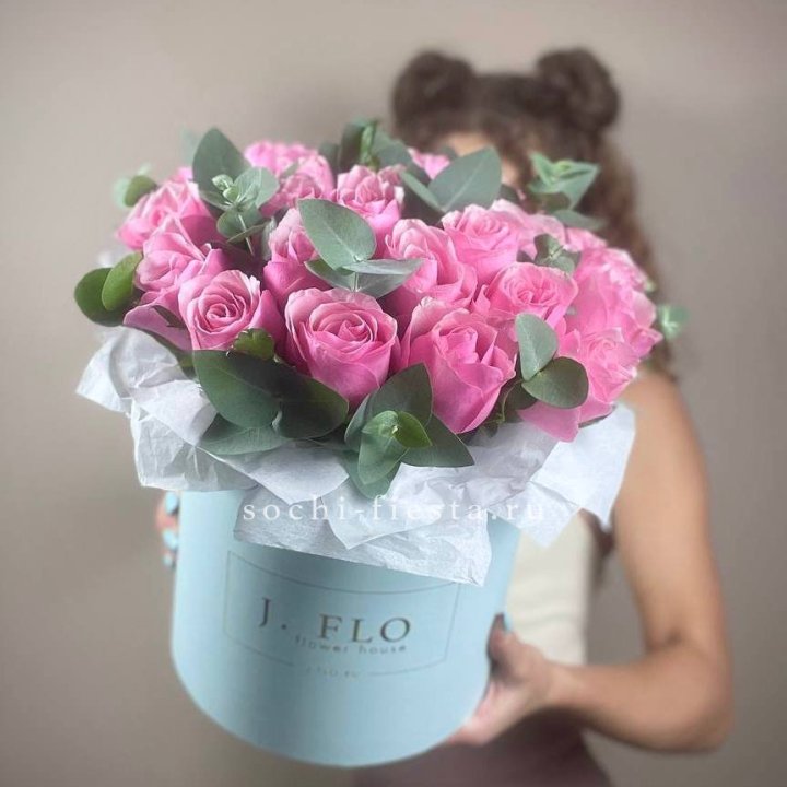 Бокс 27 роз в Ульяновске