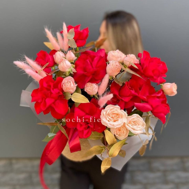 Джутовое кашпо "Любовь Лолиты" в Ульяновске