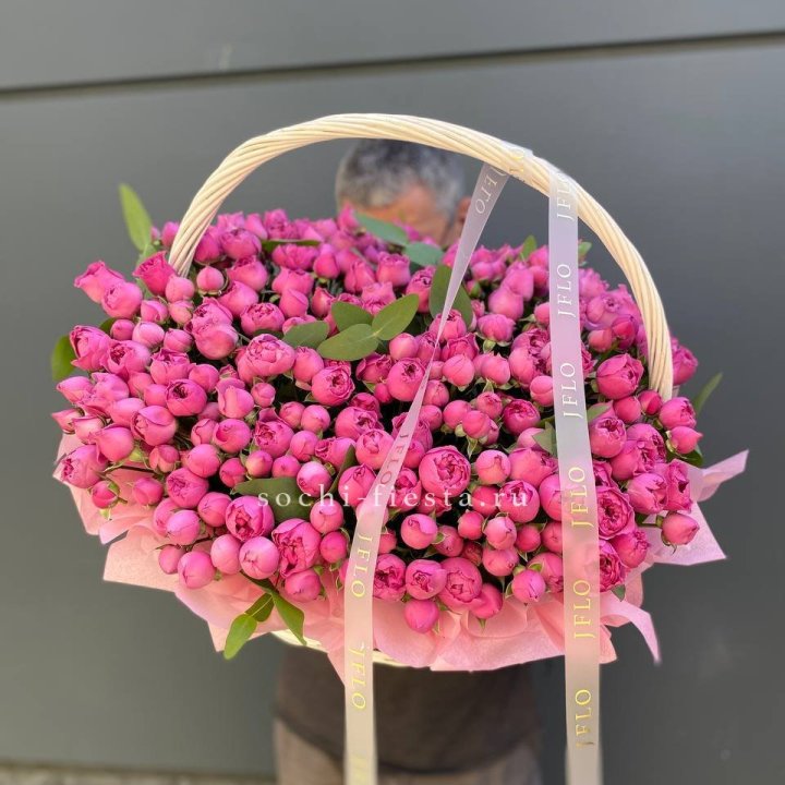 Корзина роз Мисти Баблс 101 в Ульяновске