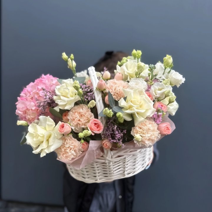 Цветочная корзина "Софтнес" в Ульяновске