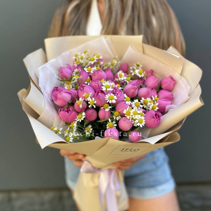 Дуобукет мисти с ромашками  в Ульяновске