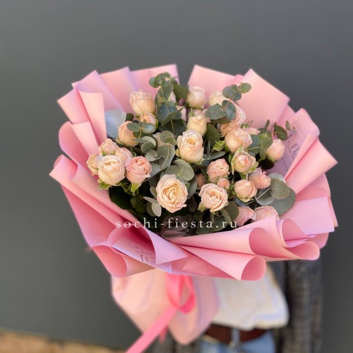 Букет пионовидных роз Cute Love в Ульяновске