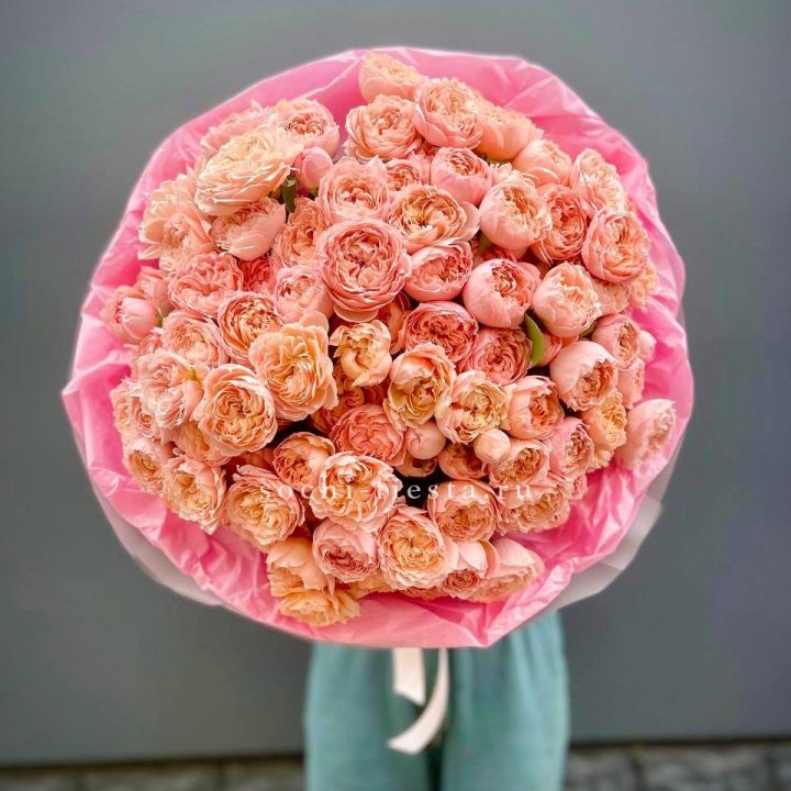 Букет кустовых пионовидных роз Джульетта "Принцесса" в Ульяновске