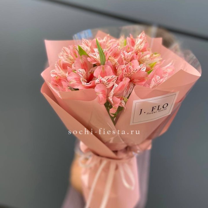 Букет альстромерий розовых в Ульяновске