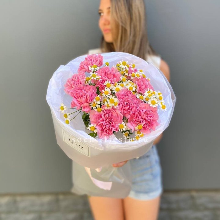 Дуобукет диантусов и ромашек в Ульяновске