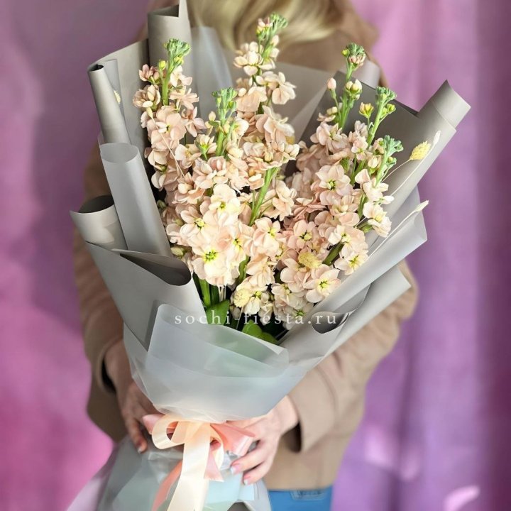 Букет ароматной маттиоллы №2 в Ульяновске