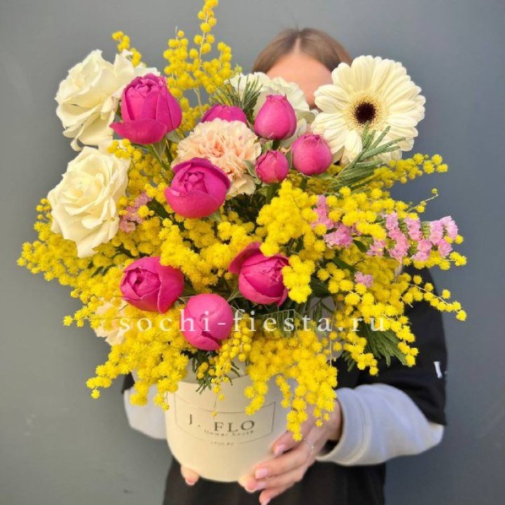 Цветы в боксе "Слобода" в Ульяновске