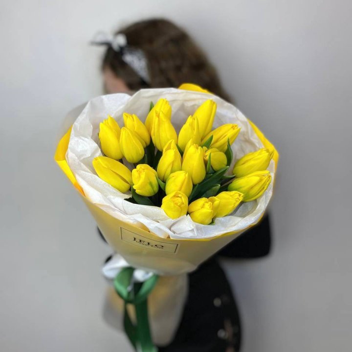  19 жёлтых тюльпанов в Ульяновске