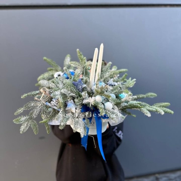 Новогодняя композиция в коробке  в Ульяновске