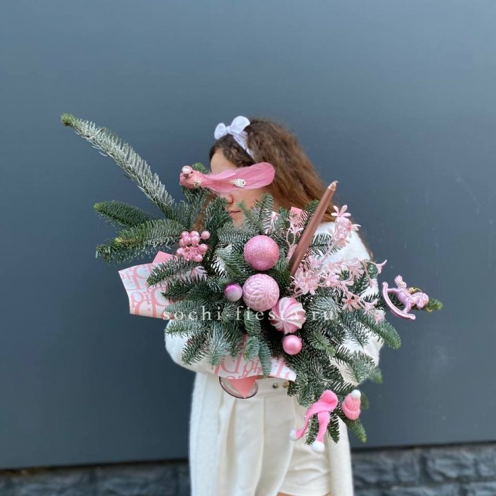 Композиция бокал розовый в Ульяновске