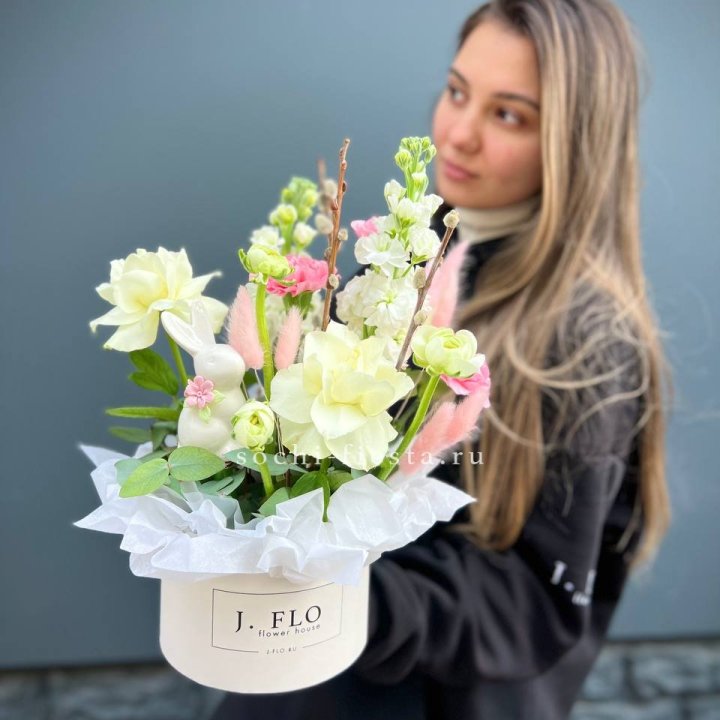 Цветочный бокс "Пасхальная композиция" в Ульяновске