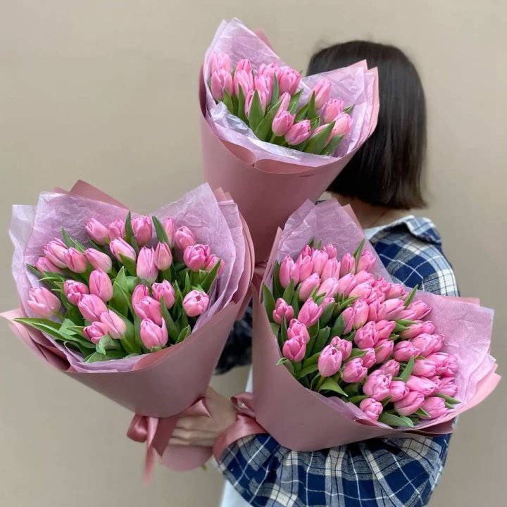 Букет розовых тюльпанов в Ульяновске