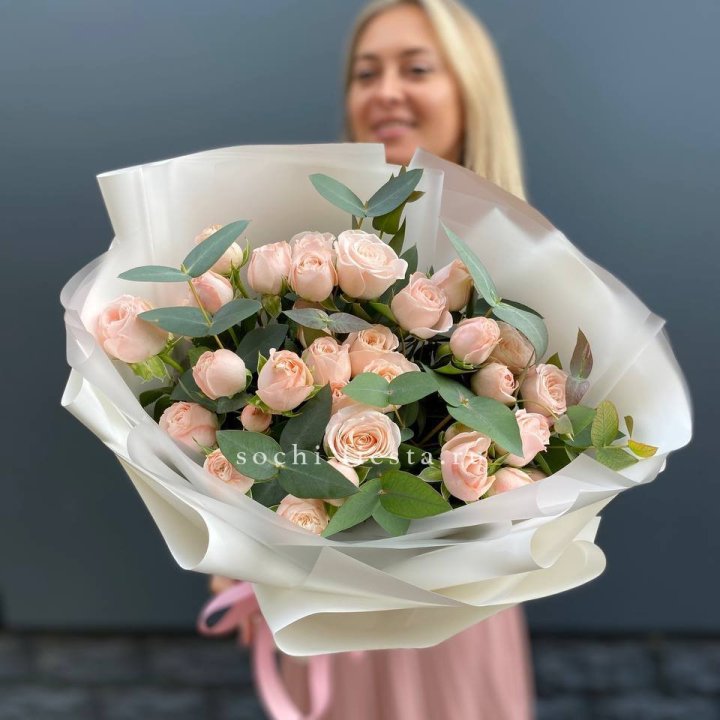 Букет кустовых роз "Фреш" в Ульяновске