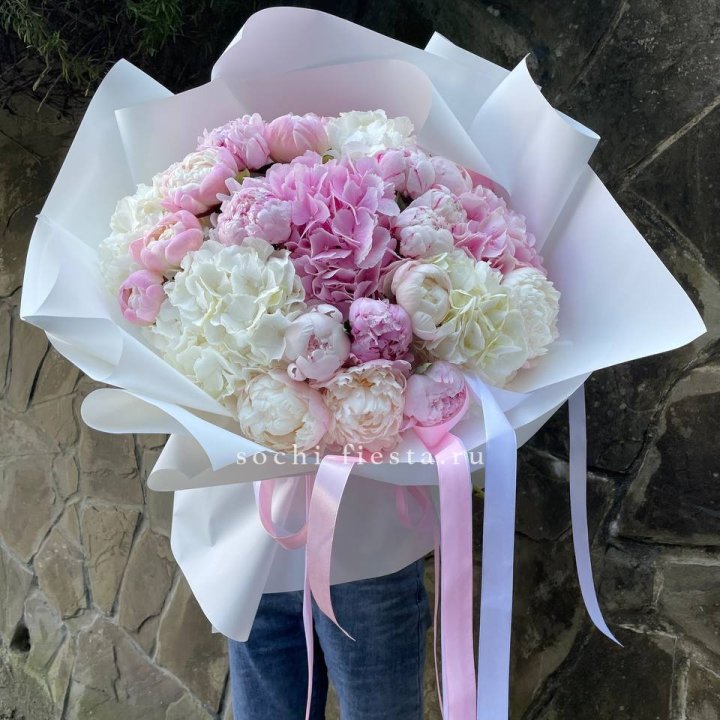 Букет "Пионы и Гортензии" в Ульяновске