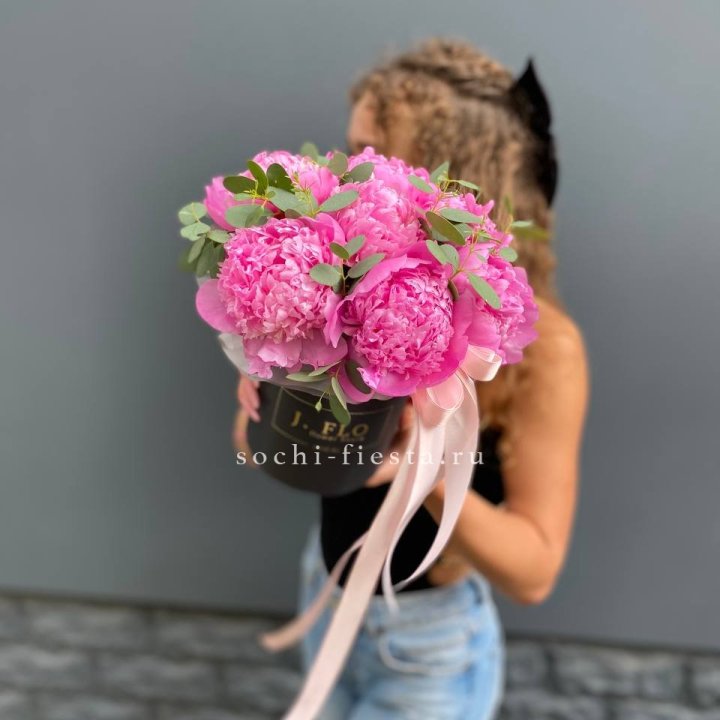 Дизайнерский цилиндр "Фломени" в Ульяновске