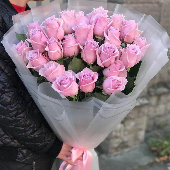 25 высоких розовых роз в Ульяновске