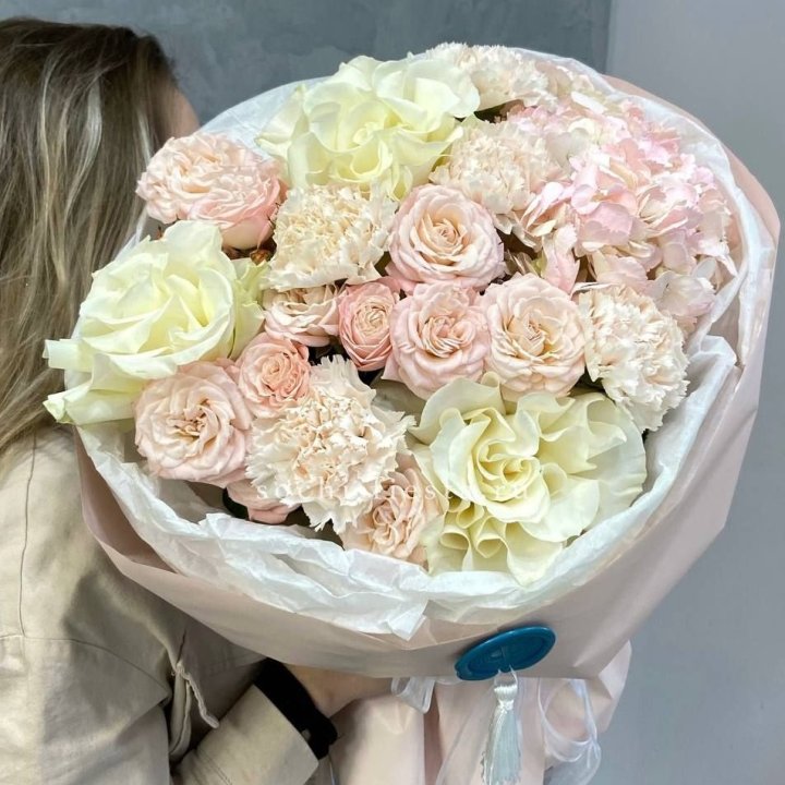 Дизайнерский букет "Джентел" в Ульяновске