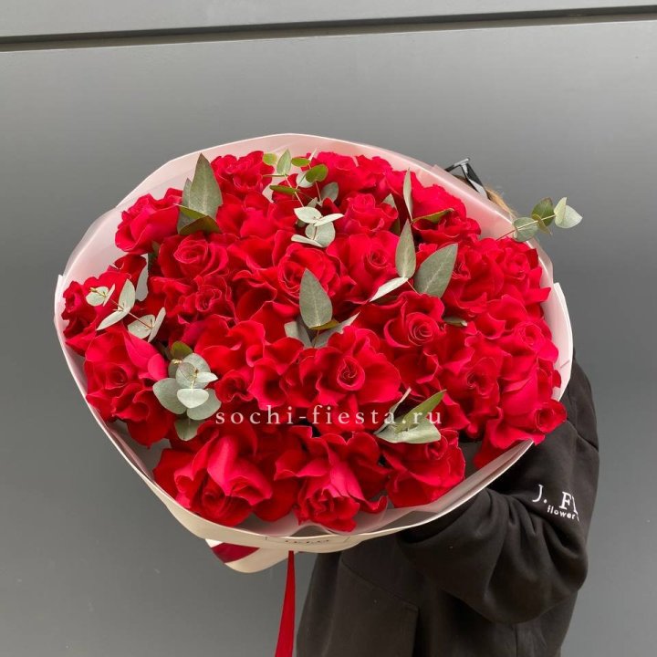 23 Красных французских роз в Ульяновске
