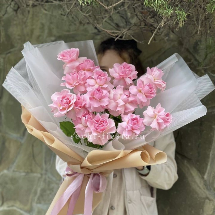 Букет из 15 французских роз Пинк дрим в Ульяновске
