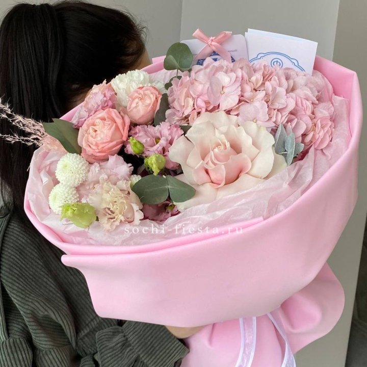 Авторский букет "Пинки" в Ульяновске